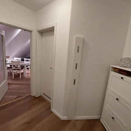 Neue Reihe 10 - Moderne Fuer 5 Personen Zingst